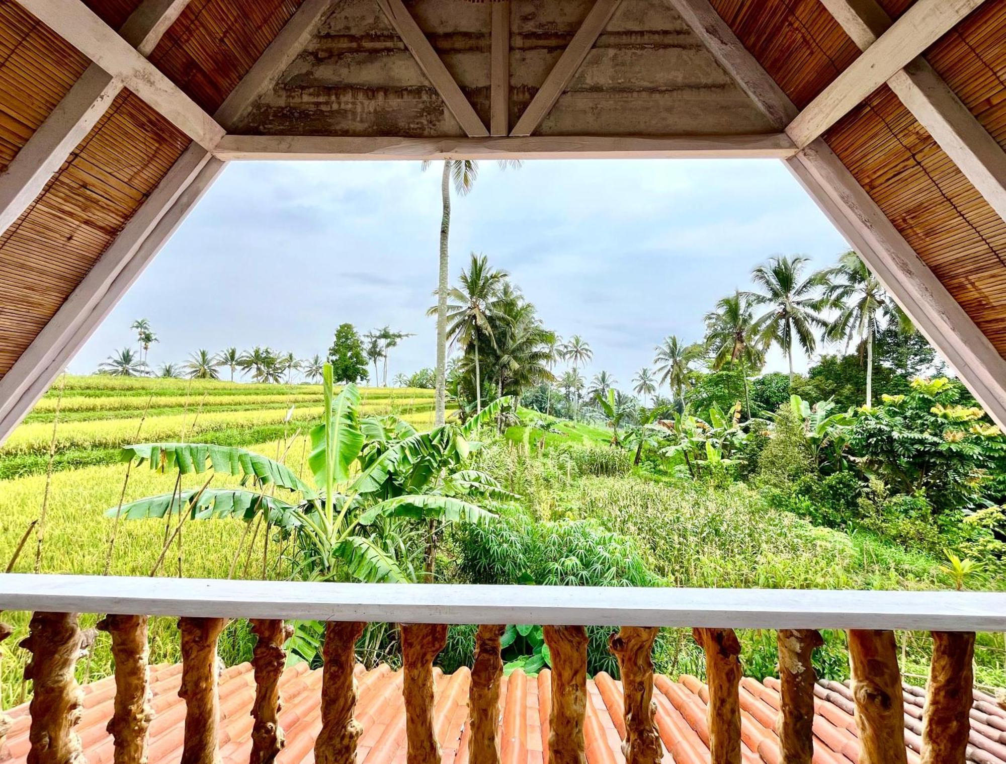 Pondok Is Oke Villa Scenic View Banyuwangi  Esterno foto