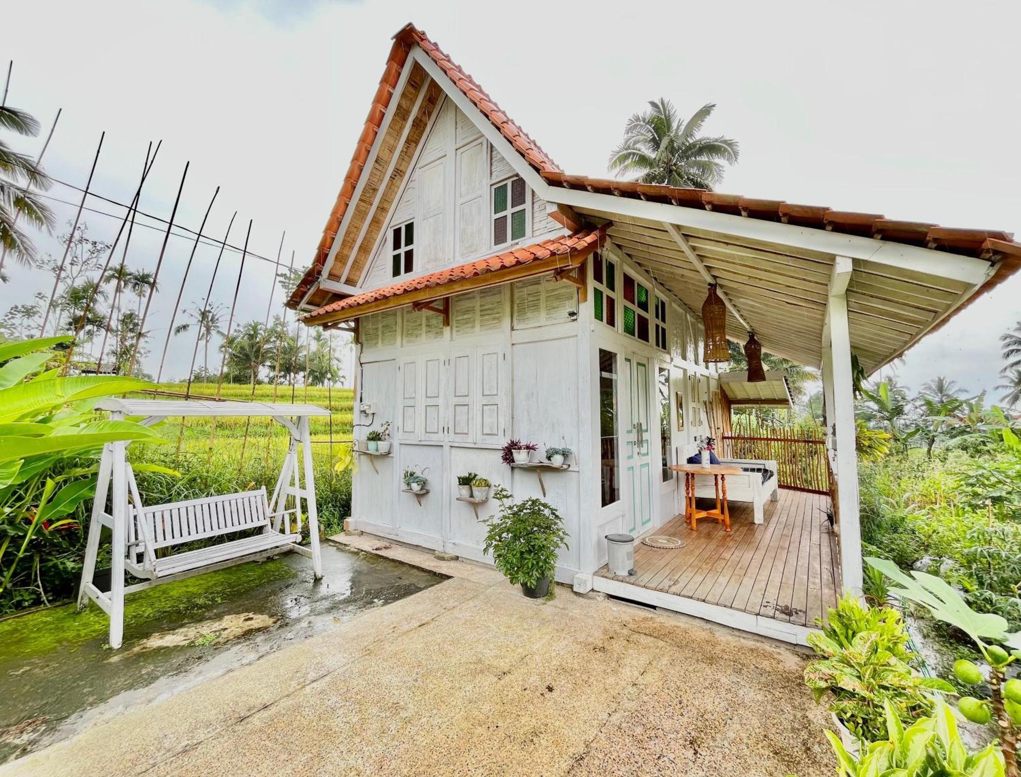 Pondok Is Oke Villa Scenic View Banyuwangi  Esterno foto