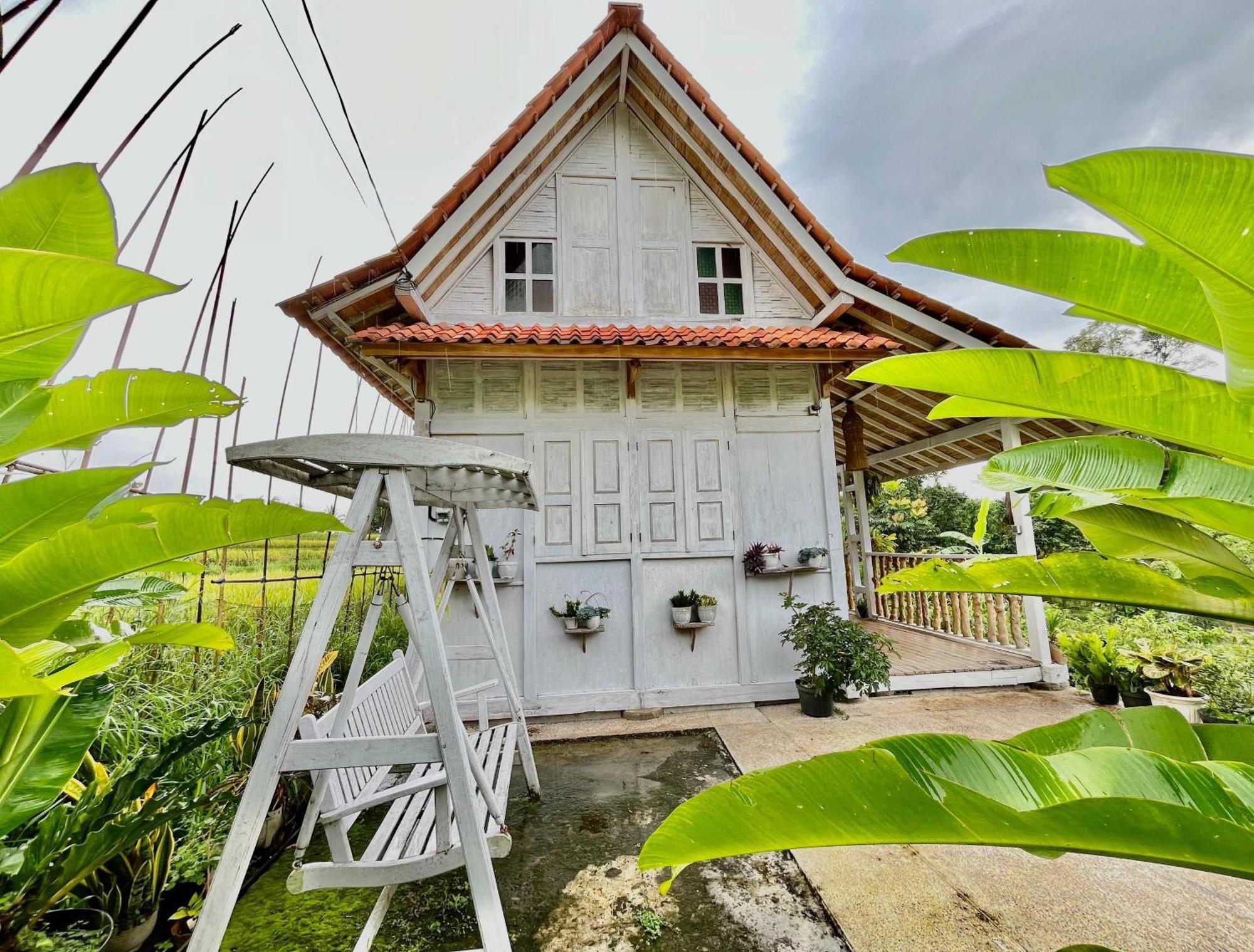 Pondok Is Oke Villa Scenic View Banyuwangi  Esterno foto